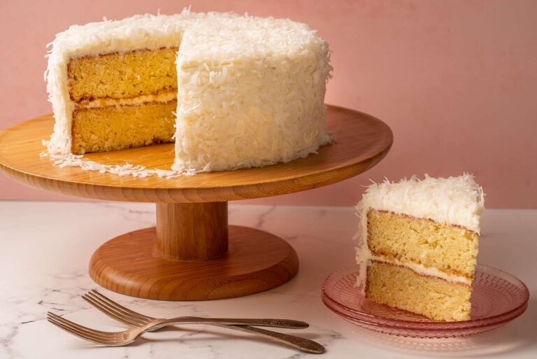 Does Cake Have to Be Refrigerated: Understanding Cake Storage Requirements