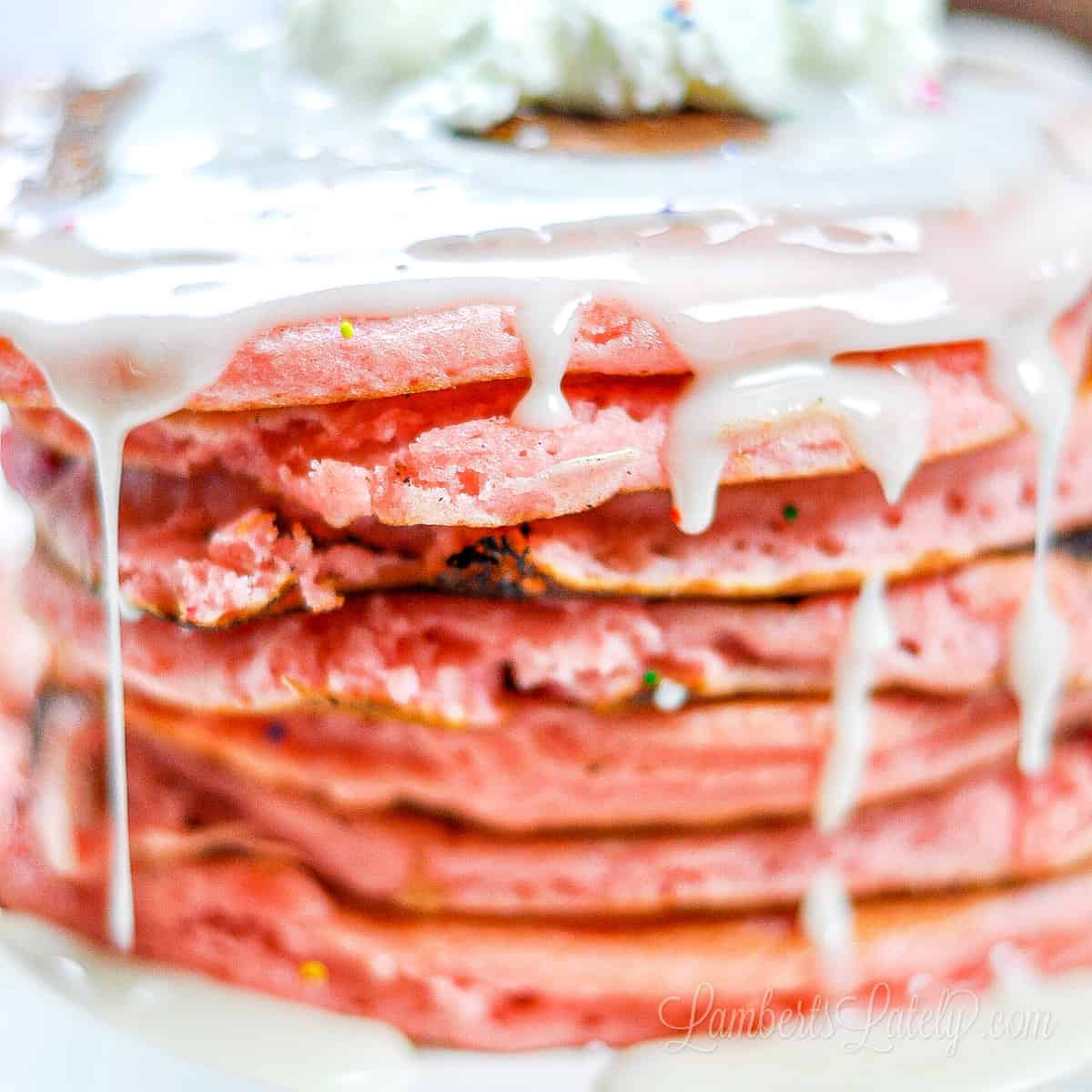 Can You Use Cake Mix to Make Pancakes: A Creative Twist on Pancake Making